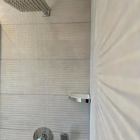 Hotel Kavos 2*